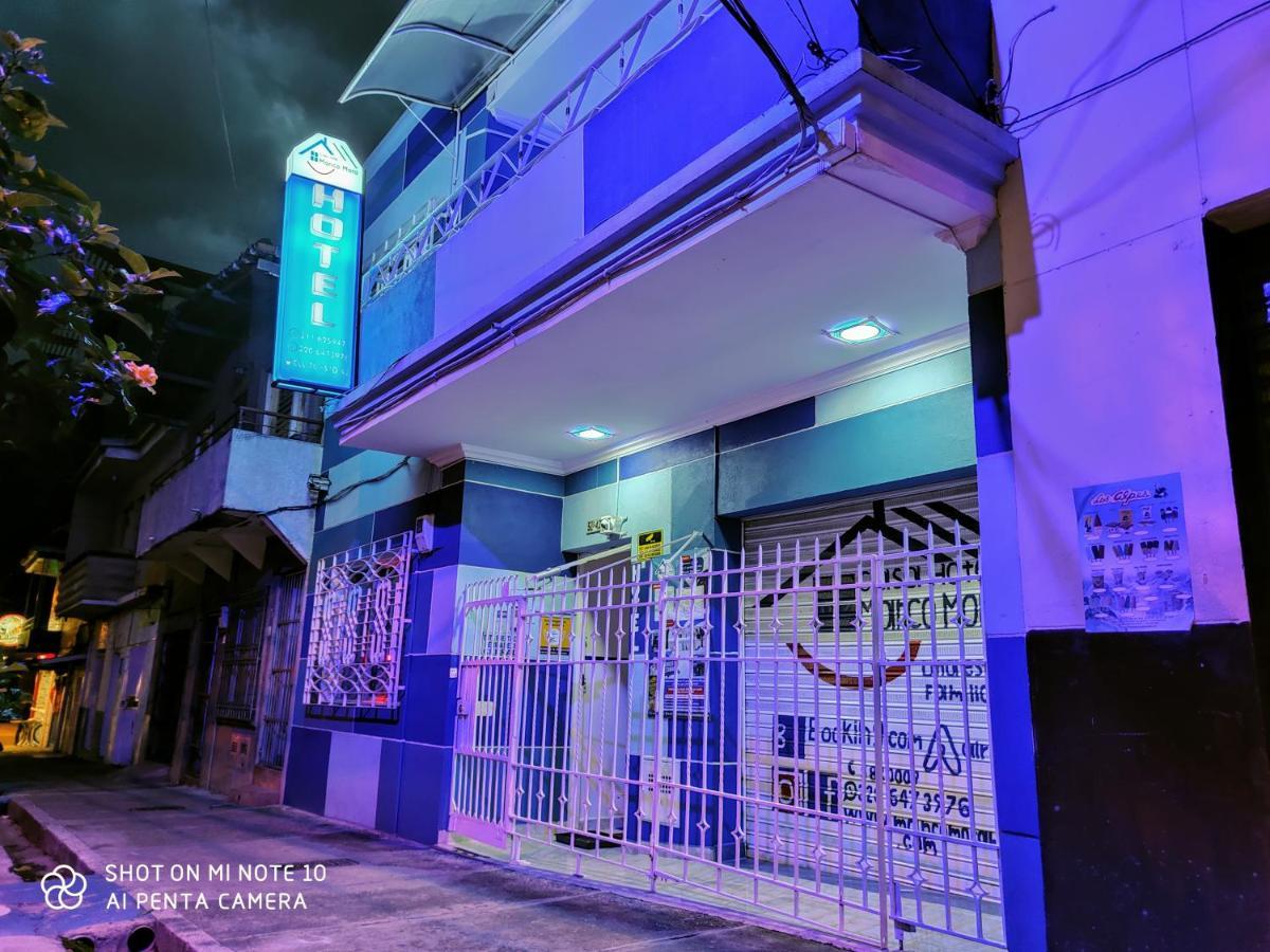 Casa Hotel Manco Mora Medellín Eksteriør billede