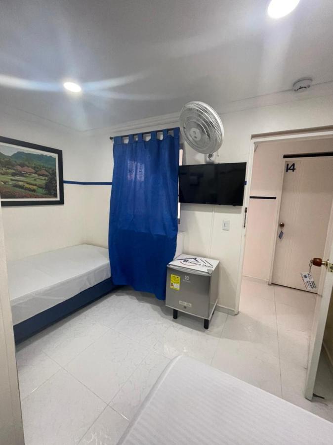Casa Hotel Manco Mora Medellín Eksteriør billede