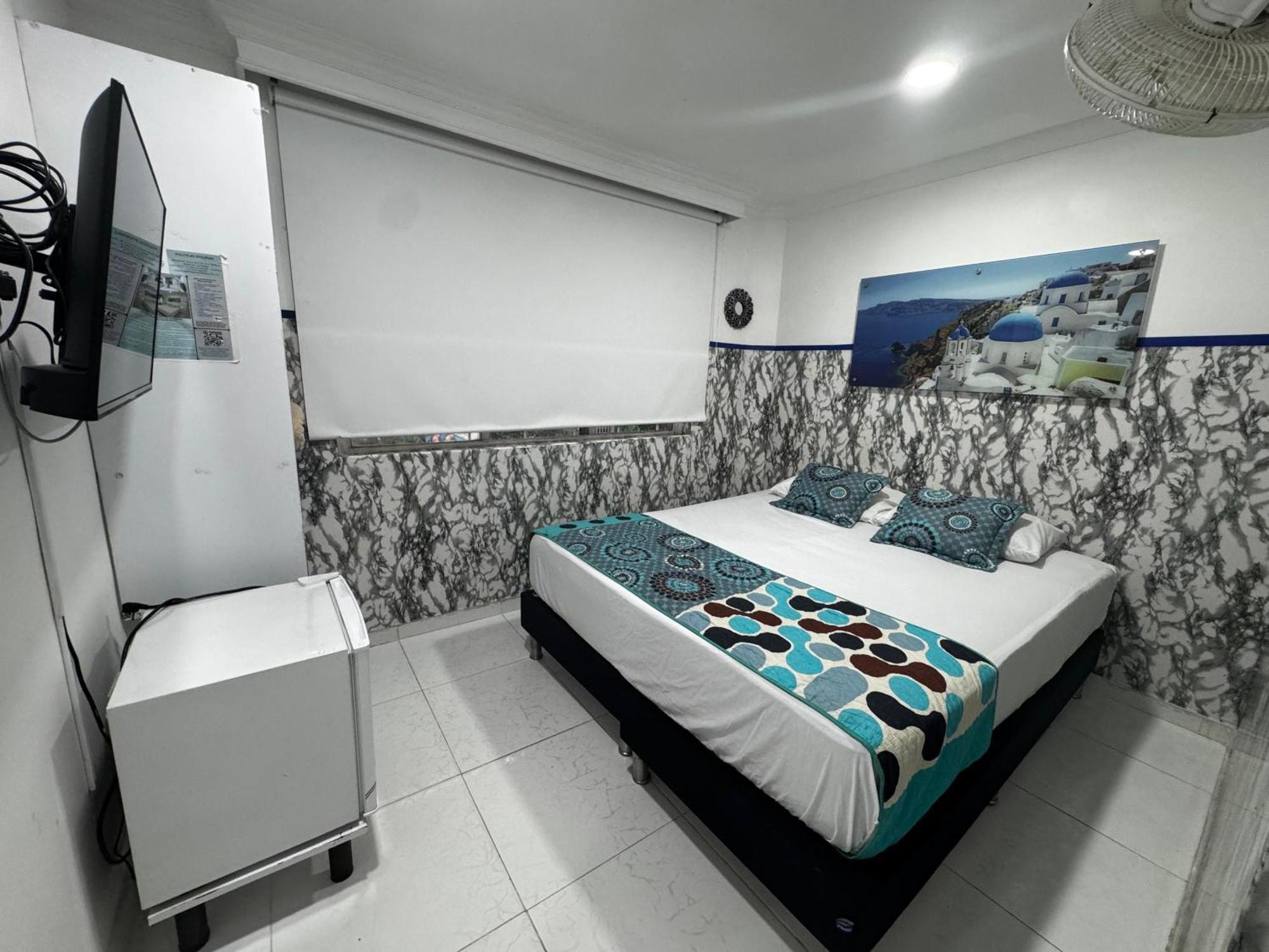 Casa Hotel Manco Mora Medellín Eksteriør billede